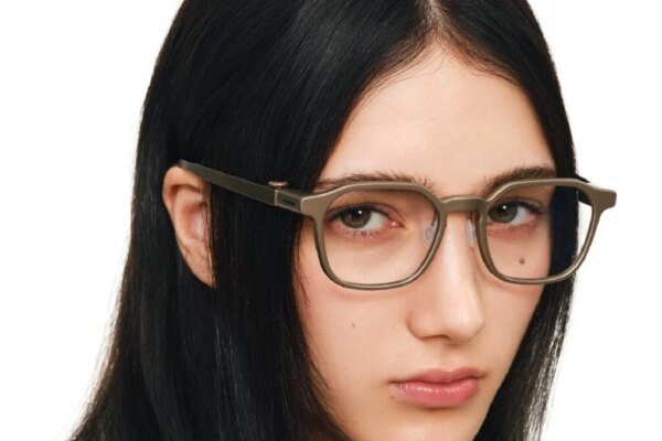 RayNeo's New Smart Glasses Are Taking the Cameraless Route