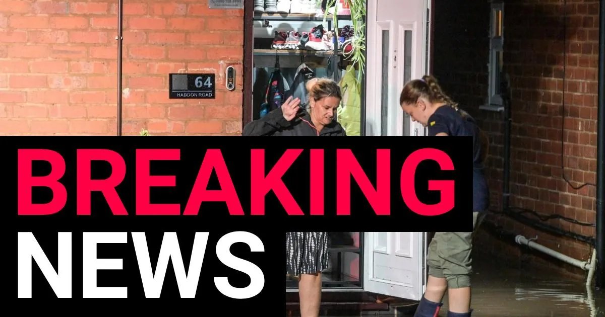 UK city hit by 'significant flooding' with thunderstorm warnings in place all day | News UK