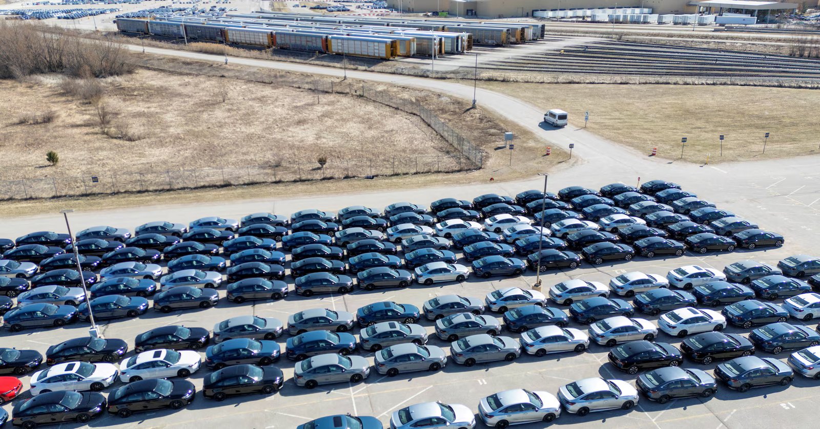 Honda says it may not build new plant in North America without trade deal extension