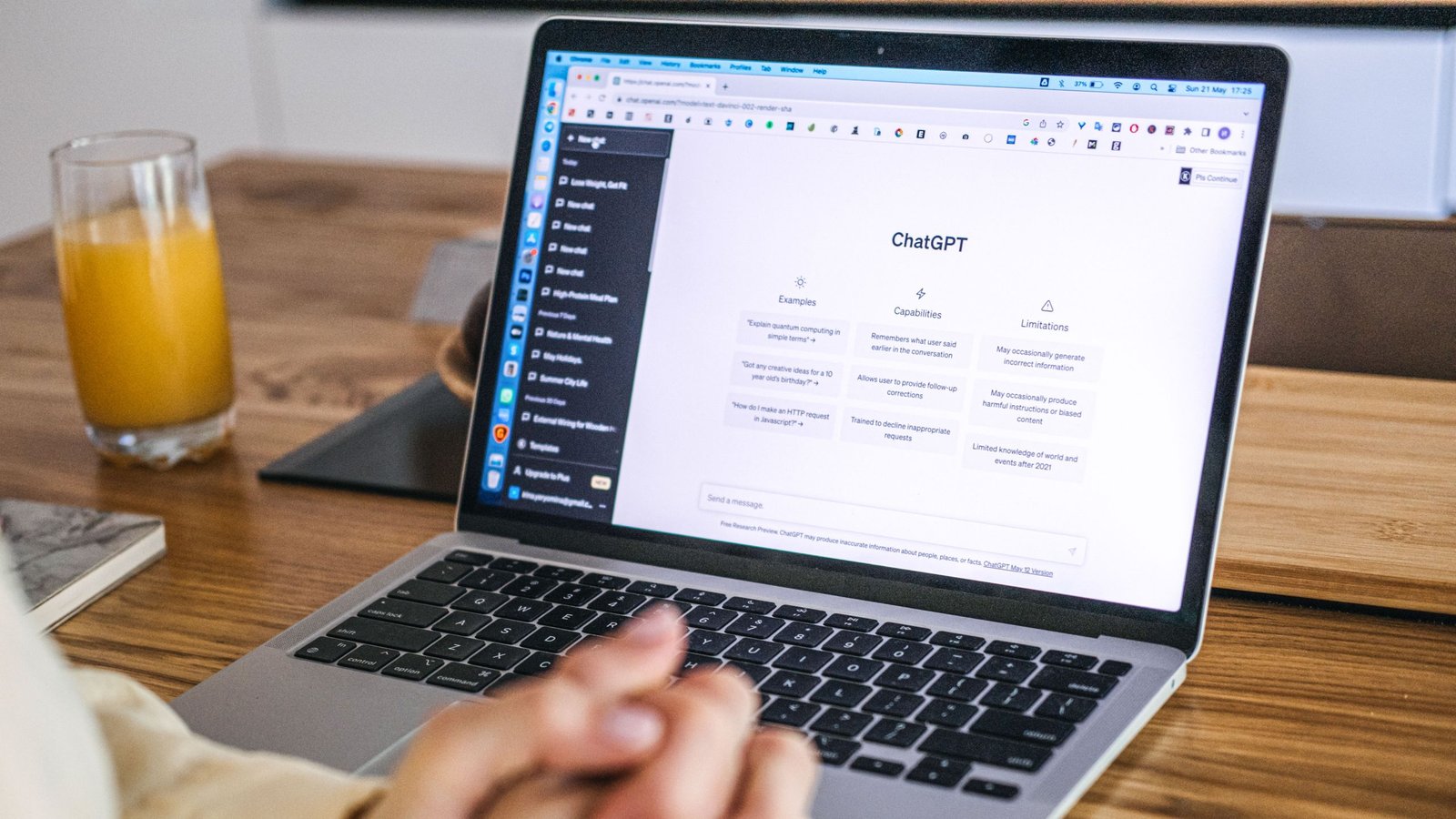 7 things to share with ChatGPT to get better answers immediately