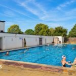 Woodstock Open Air Pool extends season after 'summer of sunshine'