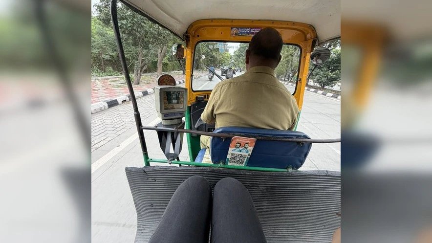Bengaluru auto driver didn’t speak Hindi, but knew how to comfort woman in tears