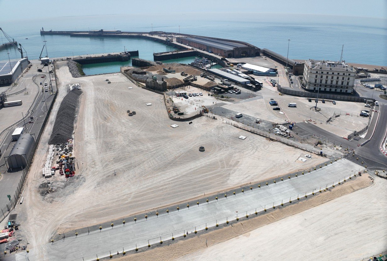 BREAKING NEWS: Boskalis, McLaughlin & Harvey complete Dover land reclamation