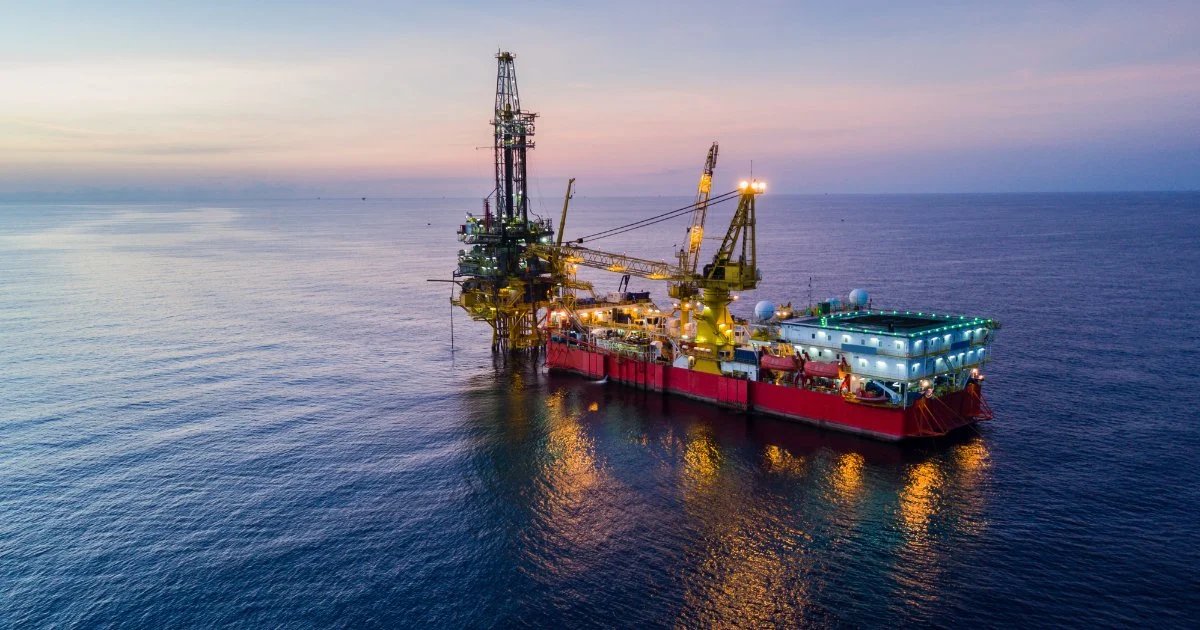 Dhirubhai Deepwater KG2 Bound For India In ONGC Campaign