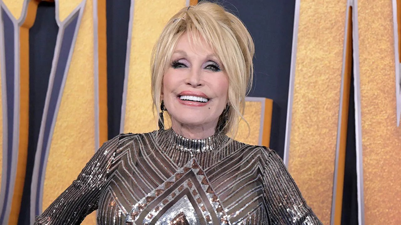 Business leaders honor Dolly Parton’s legacy