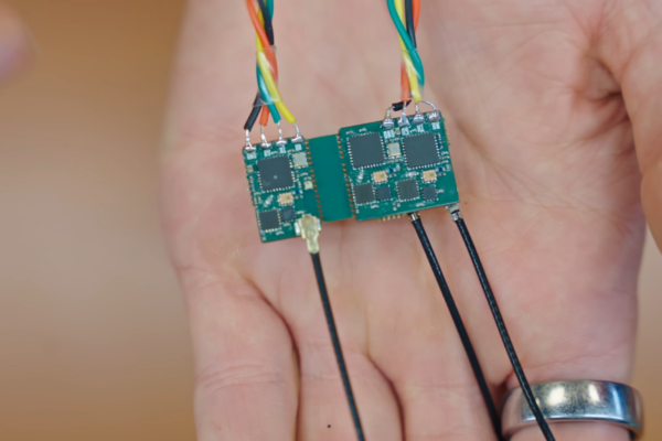 Open-Source ExpressLRS Receiver Reaches For Range