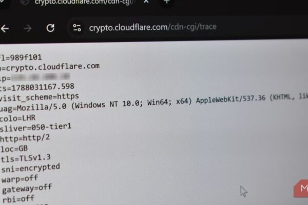 A new browser feature hides which website you're visiting from your ISP, and it has nothing to do with a VPN