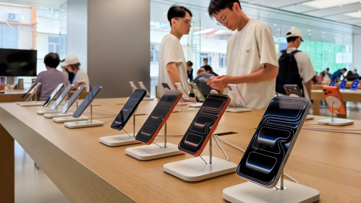 Apple is reportedly preparing iPhone price hikes