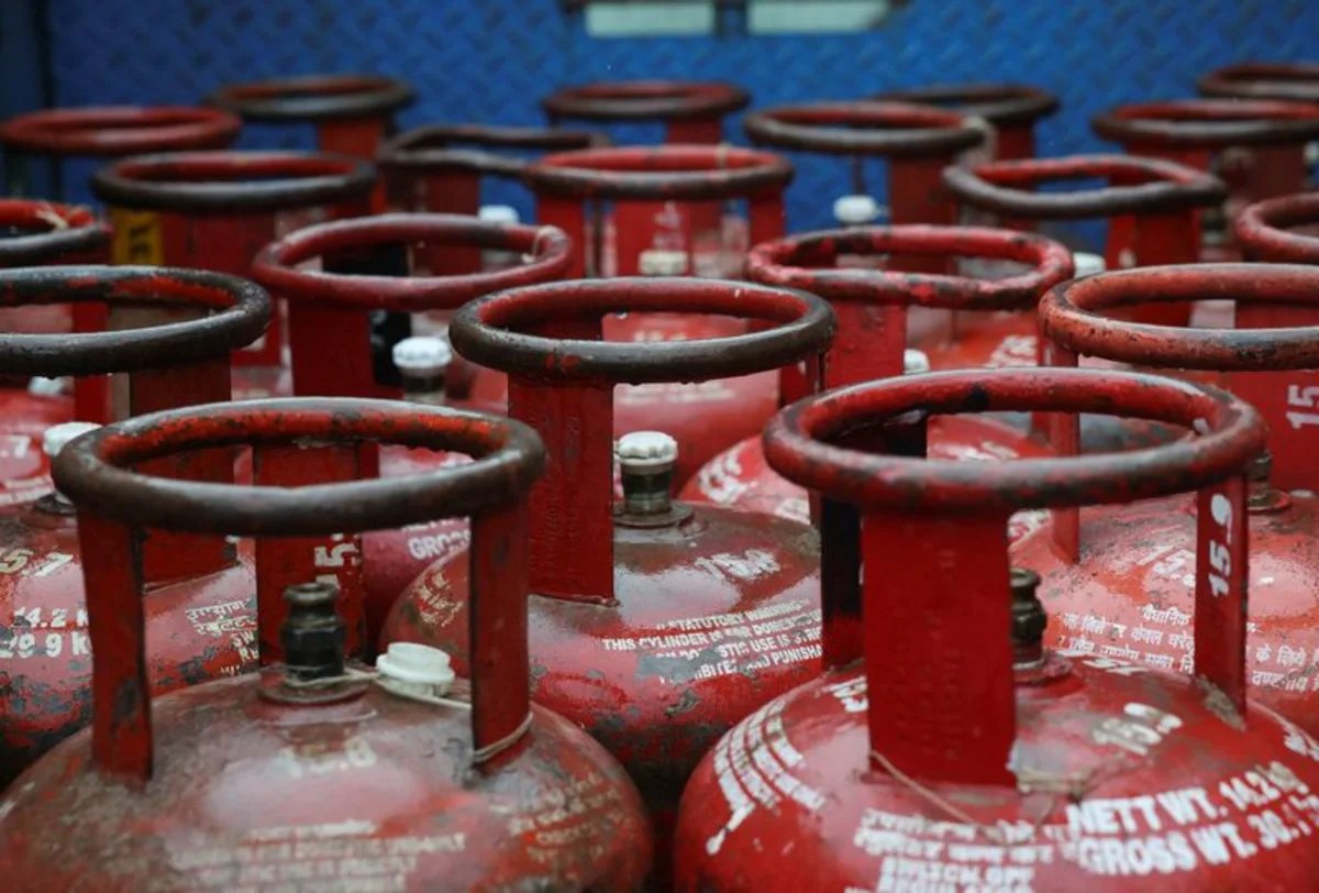 India offers city gas suppliers incentives to boost domestic piped connections