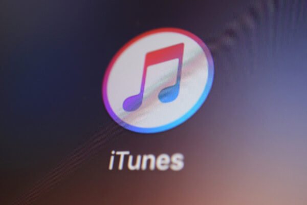 Does Apple Still Support iTunes?