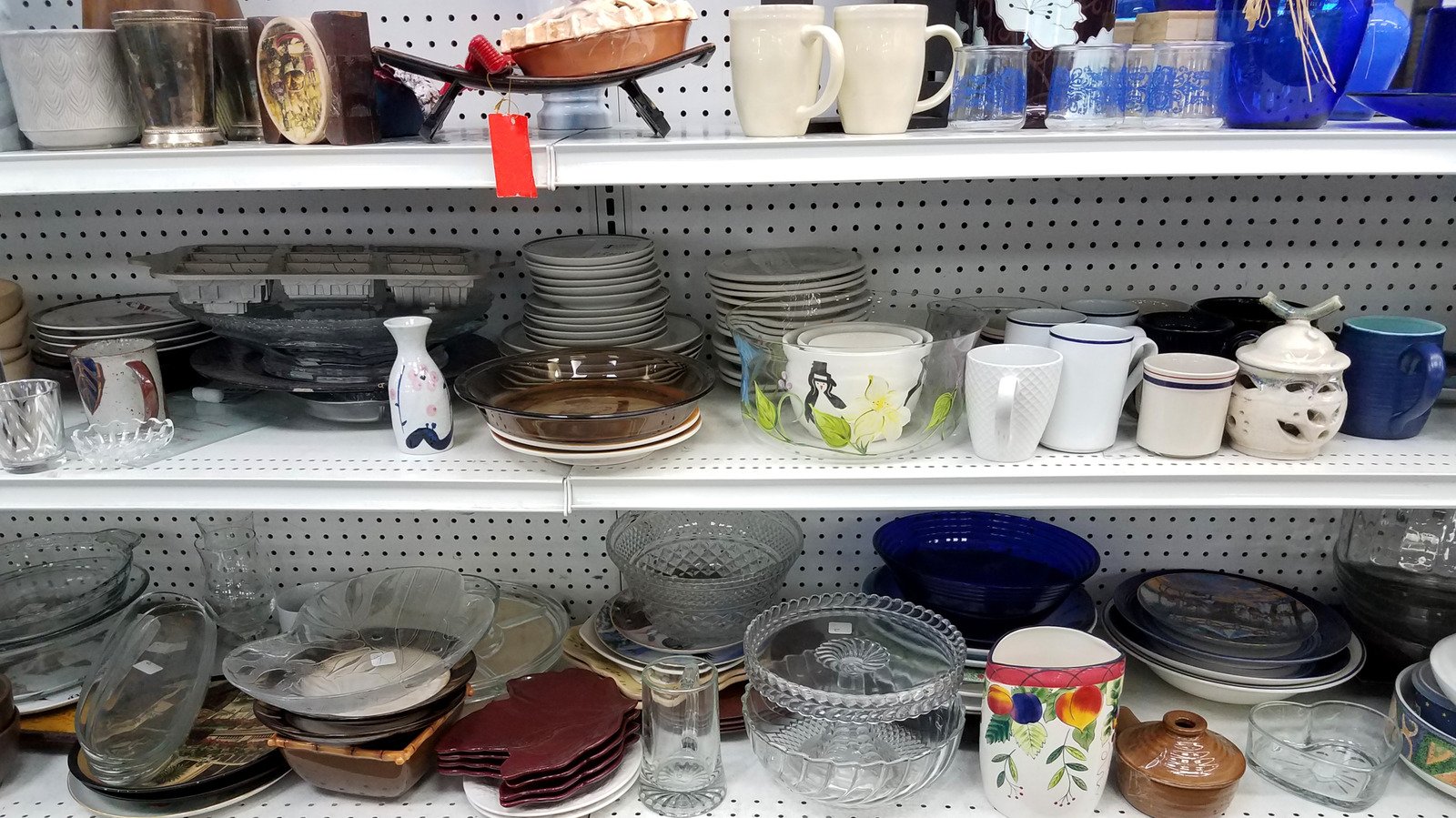 The Rare Pyrex Dish That's A Coveted Thrift Store Find