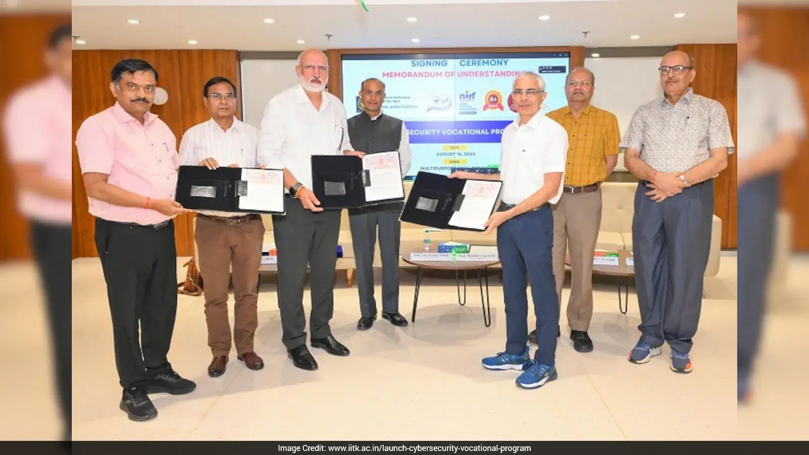 IIT Kanpur Launches Hindi Cybersecurity Course For Students Across 570 Colleges