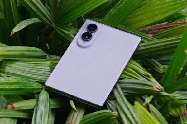 Samsung Galaxy owners just got a care and repair hub right in their phone settings