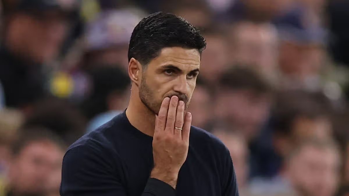 Arsenal handed transfer deadline day hammer blow as Premier League rivals agree deal
