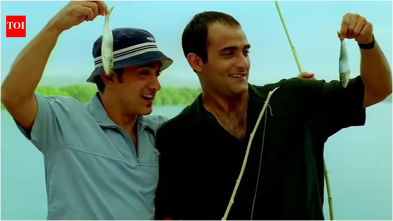 "17 Takes, 17 Slaps: How Akshaye Khanna’s Perfectionism Left Aamir Khan Stunned on the Sets of 'Dil Chahta Hai'"