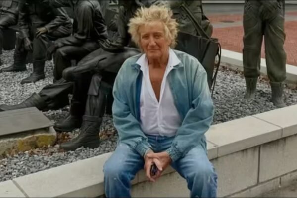 Penny Lancaster shared health update about Rod Stewart after heart surgery: ‘He’s back at full speed in his day-to-day activities'﻿ |