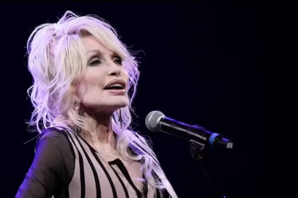 Dolly Parton’s niece reveals why the ‘Jolene’ singer took her time to disclose her cancer diagnosis: ‘She never wanted to worry anybody'﻿ |