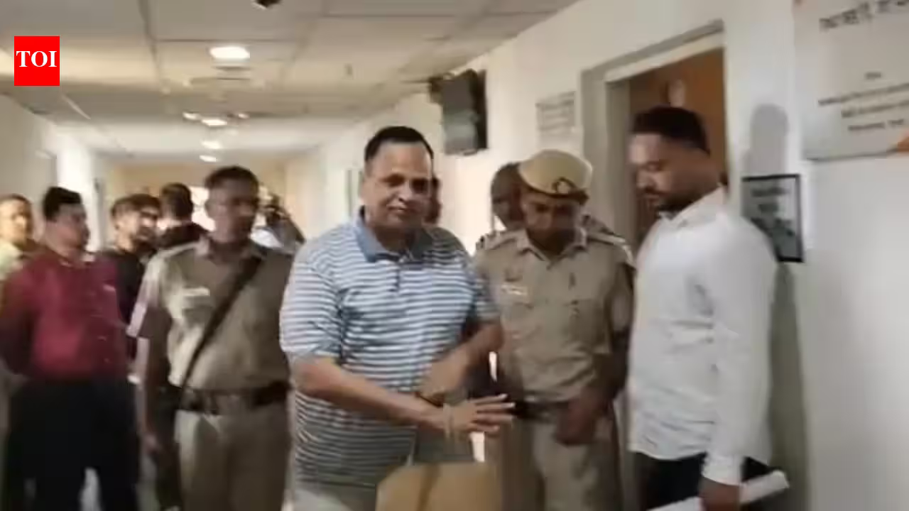AAP's Satyendar Jain gets bail in ACB case | India News