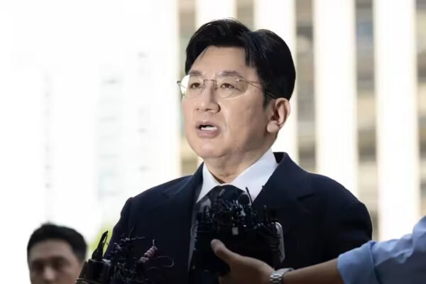 South Korean police seek indictment of Bang Si-hyuk, K-pop mogul behind BTS, over alleged investor fraud |