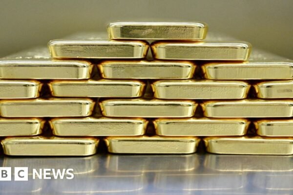DNB: Netherlands bank moves billions in gold to London in 'crisis preparedness' move