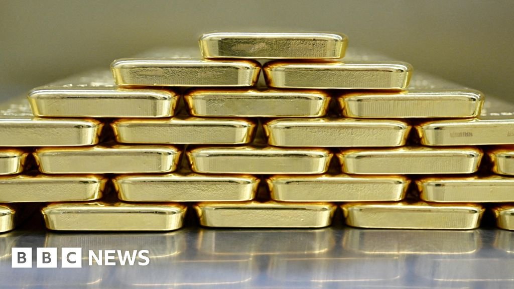 DNB: Netherlands bank moves billions in gold to London in 'crisis preparedness' move