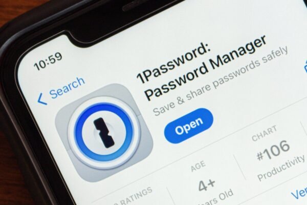 1Password Users Flee Platform After $300,000 Donation. Should You Run, Too?