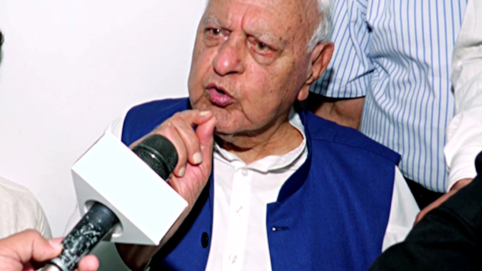 Threat To Kashmiri Pandits a Plot To Stall Statehood: Farooq Abdullah's Remarks Sparks Fury