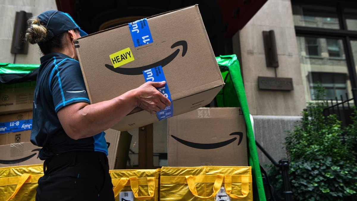 Amazon’s $60 Laptop-Tablet Hybrid Is the Ultimate Tech Steal of the Year