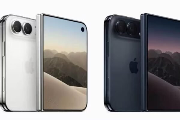 Apple Unfolds: The iPhone Duo Challenges the Future of Mobile