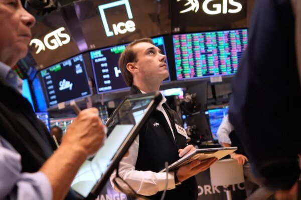Asian Markets Ascend as Cooling Oil and Wall Street Optimism Ignite Rally