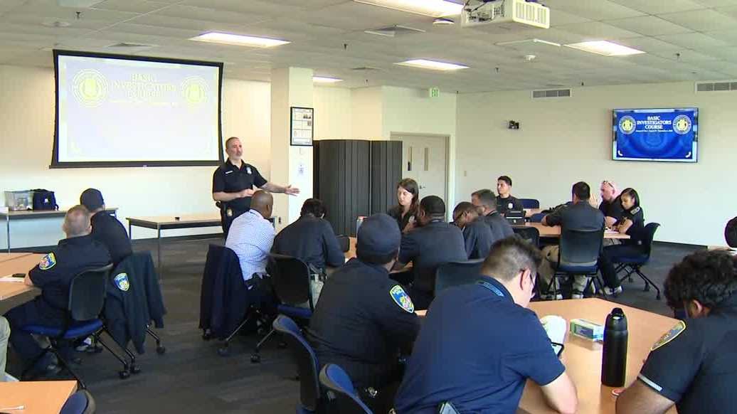 Baltimore Police Graduate New Investigative Class