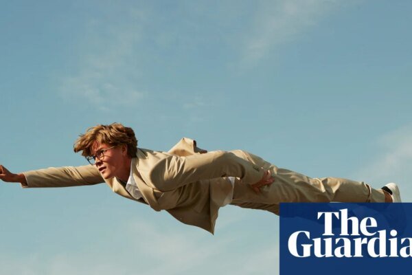 Beyond the Cape: Why Time Manipulation is the Ultimate Life Hack