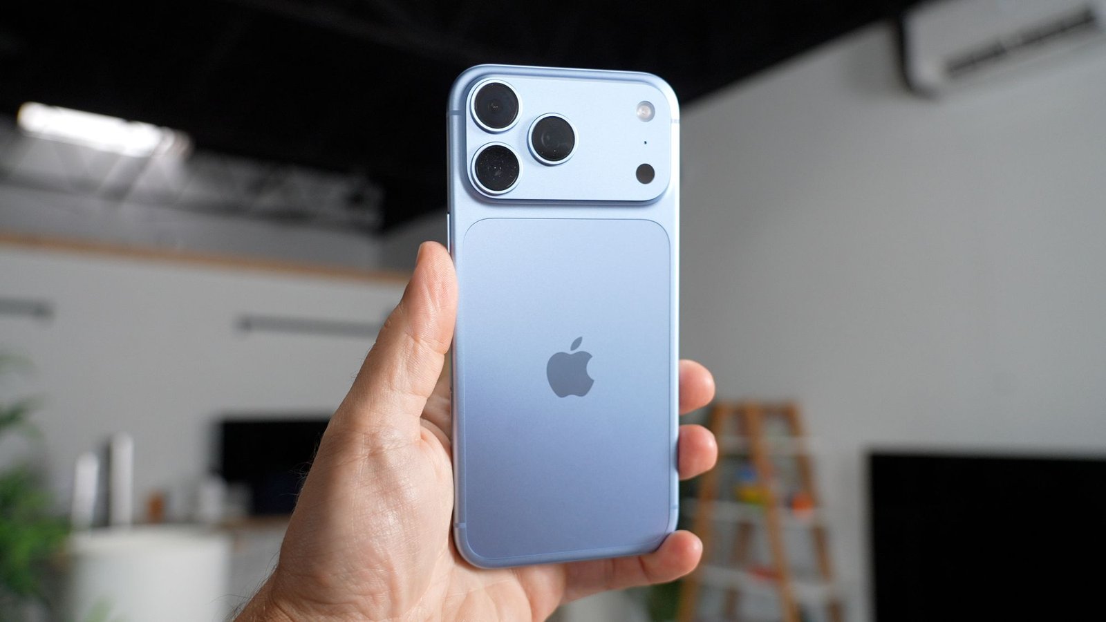 Beyond the Notch: Unboxing the iPhone 18 Pro’s Stunning New Palette and Pro-Grade Lens Evolution