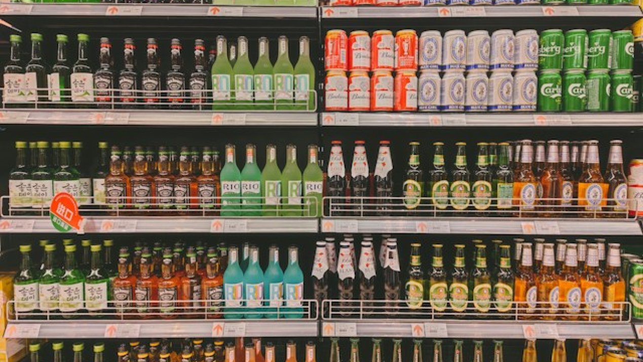 Bottling the Burden: Mexico’s Proposed Alcohol Tax Overhaul Sparks Debate