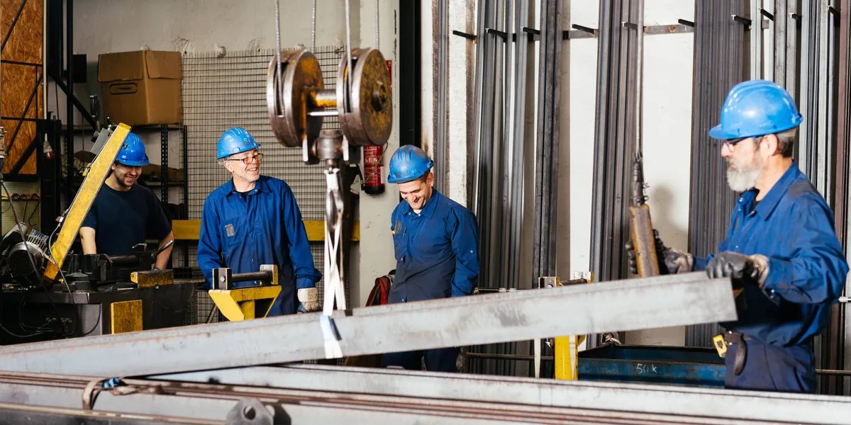 Bridging the Falls: United Steelworkers Power Up Local Hiring at Niagara Job Fair