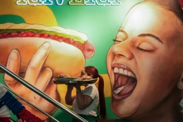 Chile’s Beloved Hot Dog Loses Its Bite as Inflation Hits the Counter