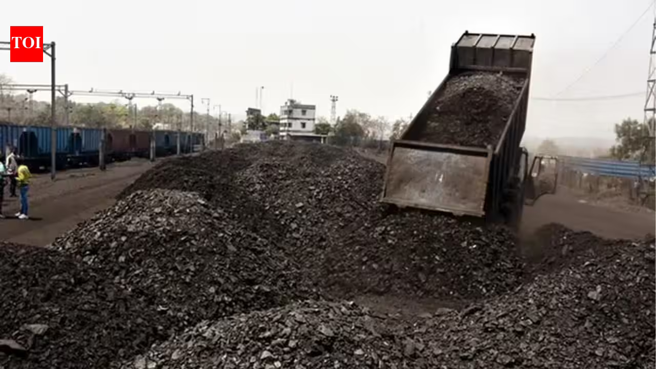 Coal Stocks Critical at 50 Indian Plants