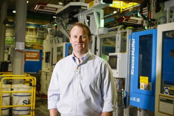Conveyor King: How Intralox Built a $1.5 Billion Industrial Empire