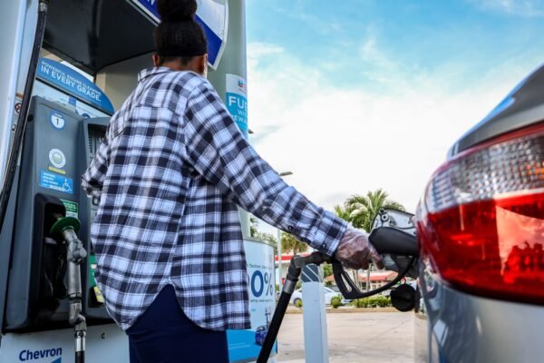 Costco Pumps the Brakes: Bulk Oil Limits Hit Shelves as Prices Surge
