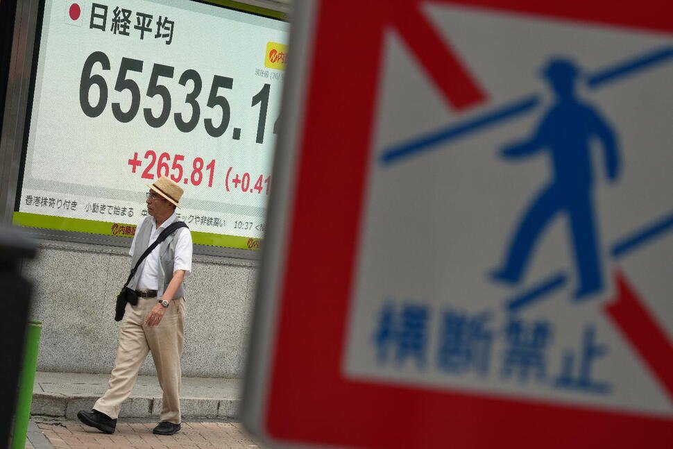 Crude Surge Tests Asian Resilience as Brent Teeters on $100 Threshold
