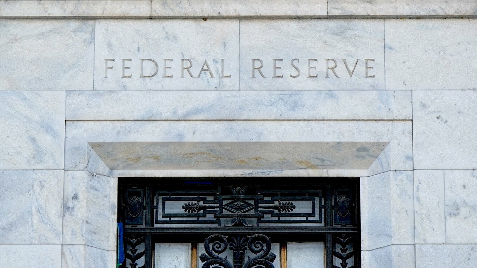 Defying the Oval Office: Fed Officials Poised to Hike Rates Amid Trump’s Pressure