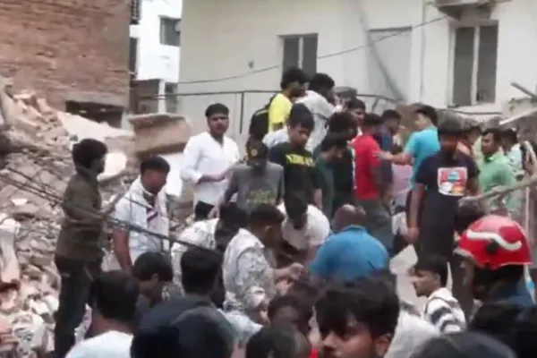 Delhi Debris: Rescue Race Underway After Satya Niketan Building Crumples