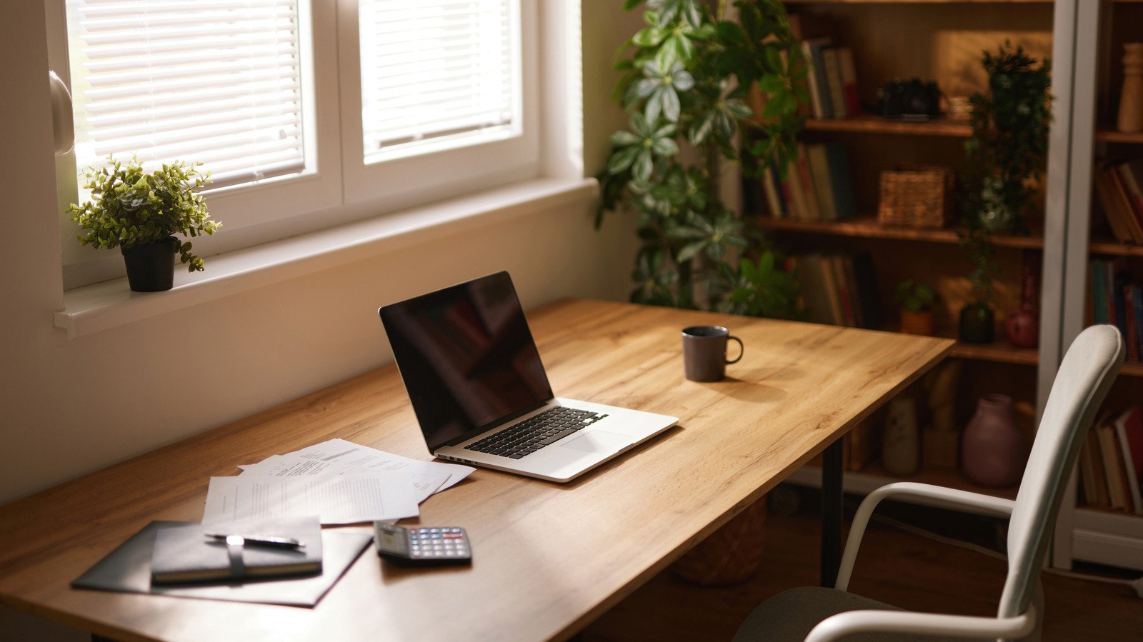 Desk Upgrade: 12 Tiny Tech Marvels to Supercharge Your Workspace