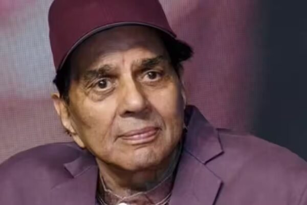 Dharmendra’s First Love: The Heartbreaking Story of His School Crush Before Hema Malini