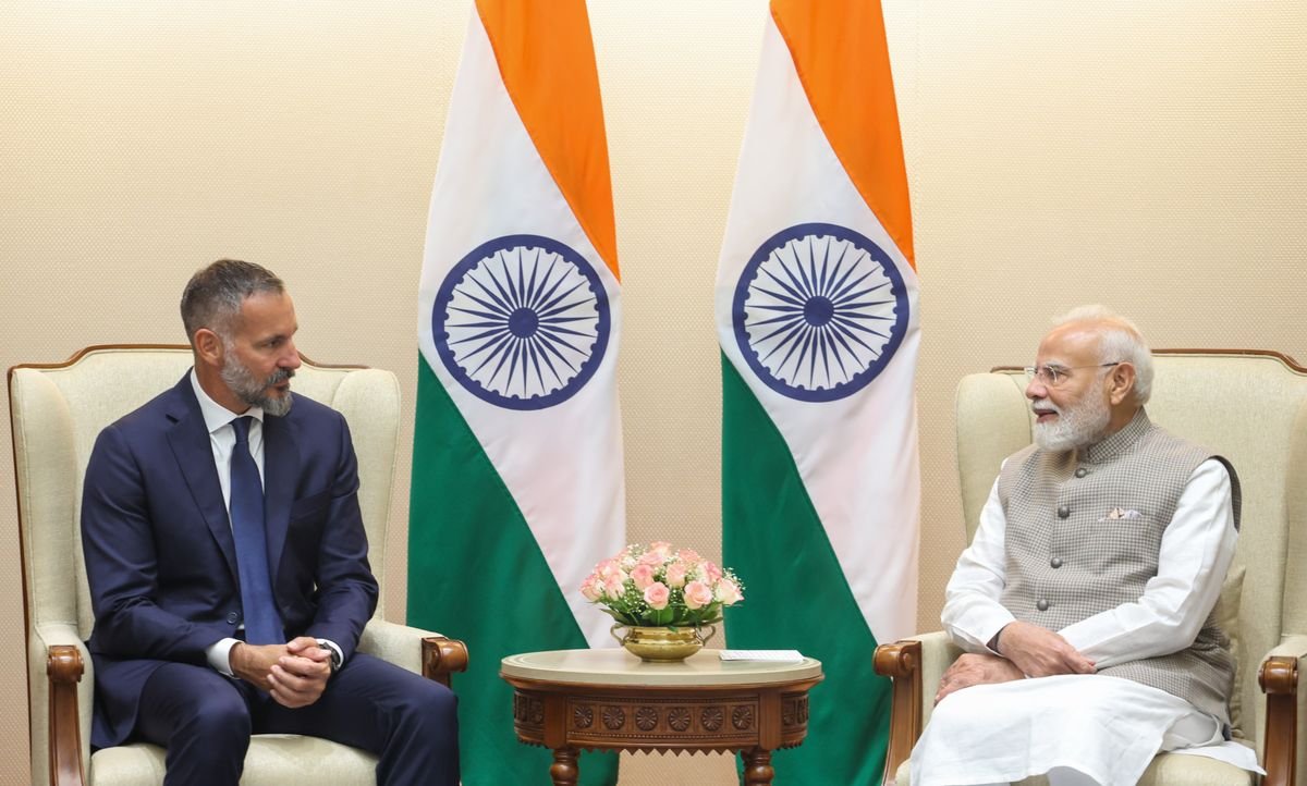 Diplomatic Bridge: Aga Khan Returns to Delhi to Strengthen Historic Ties with Indian Leadership