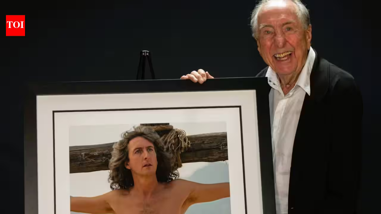 Eric Idle Reflects on ‘Rebirth’ and Final Wishes After Cancer Battle: "I’d Like to Be Buried in Provence"