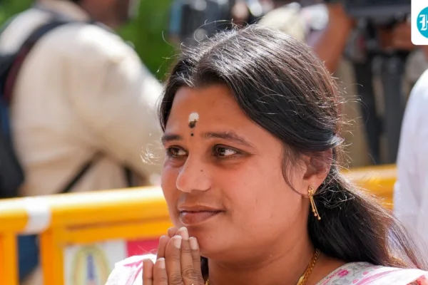 Fatal Collision: TVK Minister’s Vehicle Strikes Scooter, Killing 26-Year-Old Near Chennai