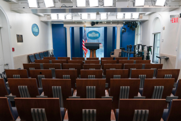 Federal Judge Overturns White House Ban on Banned Press Outlets