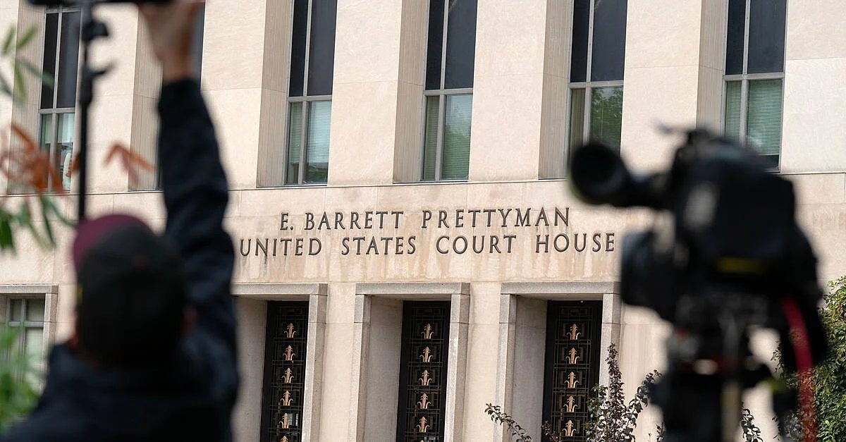 Federal Judge Overturns White House Ban on News Outlets, Restoring Press Access
