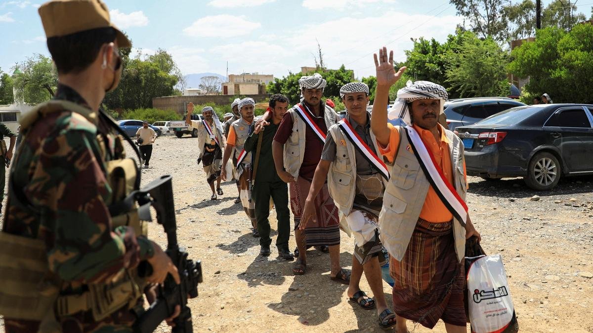 Fire and Fury: Yemen Government Launches Decisive Offensive on Houthi Strongholds in Mocha
